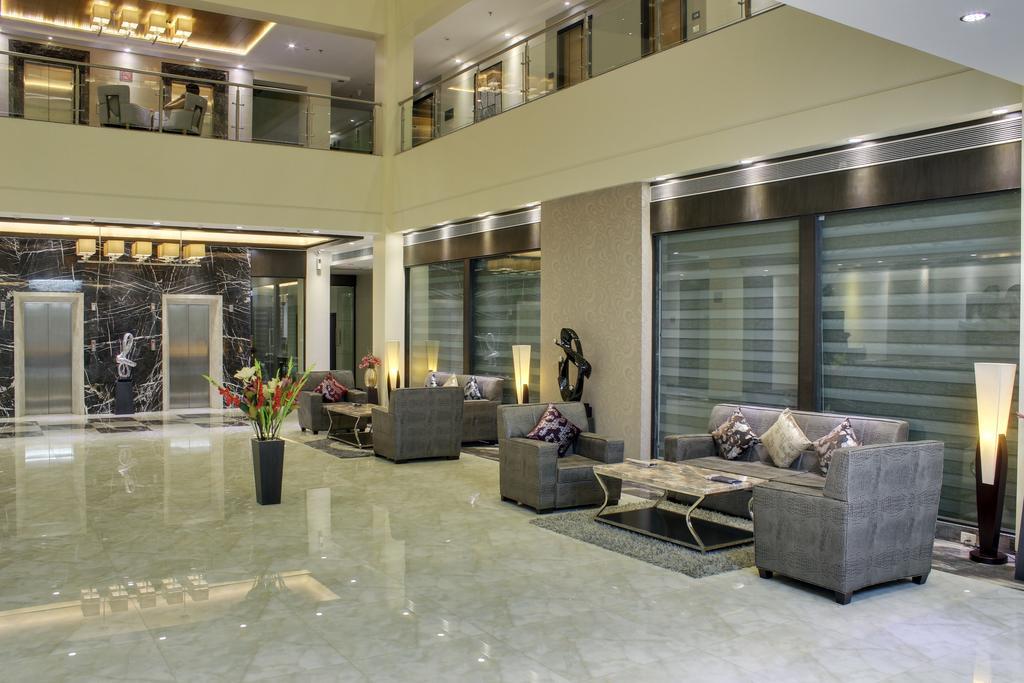 Hotel Suba Grand Dahej Ngoại thất bức ảnh
